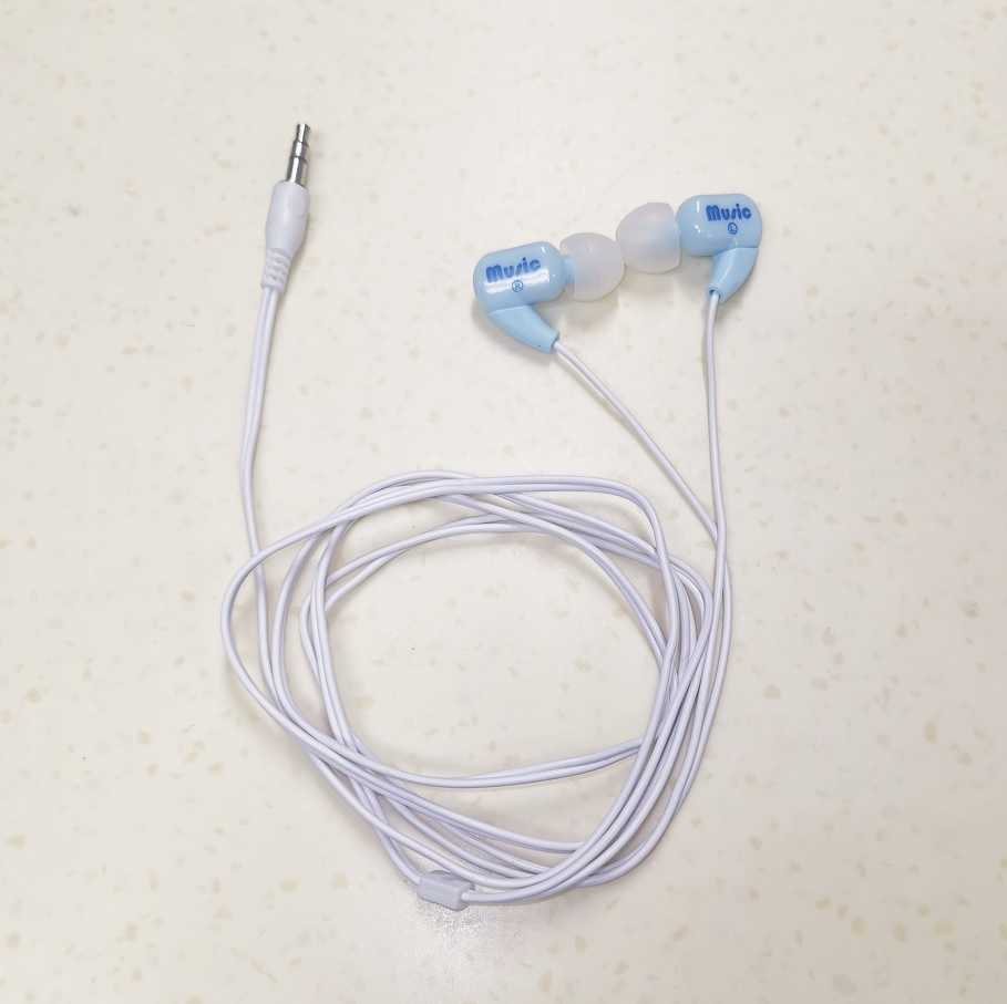 Earphone Photo