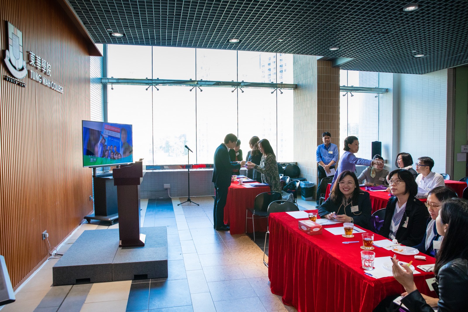 Visit of The Association of Hong Kong Chinese Middle Schools